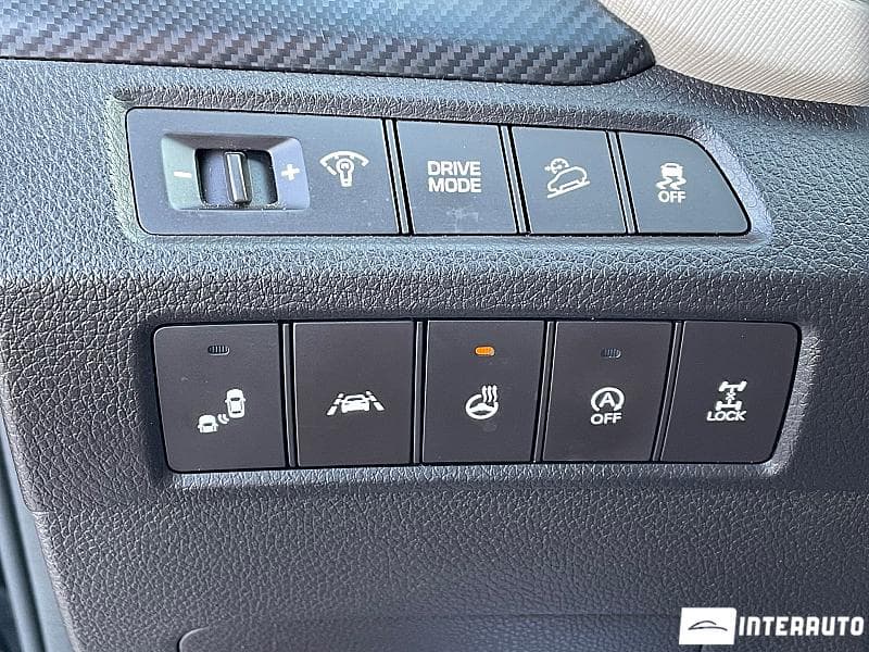 2016 Hyundai Santa Fe — Miniatură 17