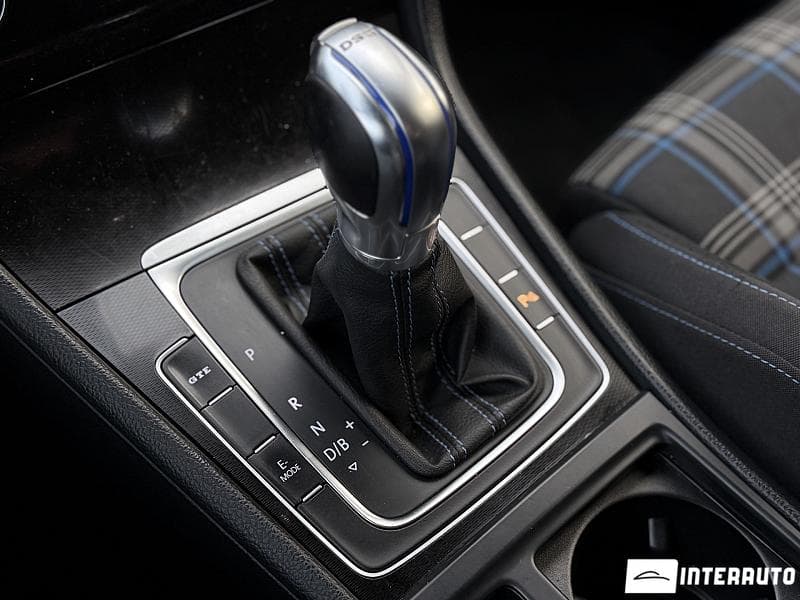 Volkswagen Golf GTE 2015 — Миниатюра 14