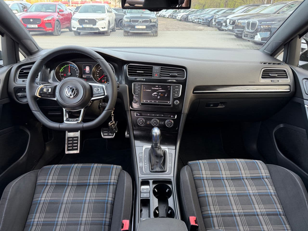 Volkswagen Golf GTE 2015 — Миниатюра 15