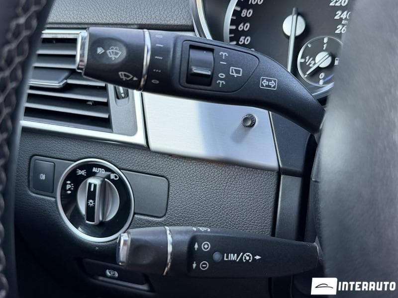 2013 Mercedes ML 250 — Miniatură 10