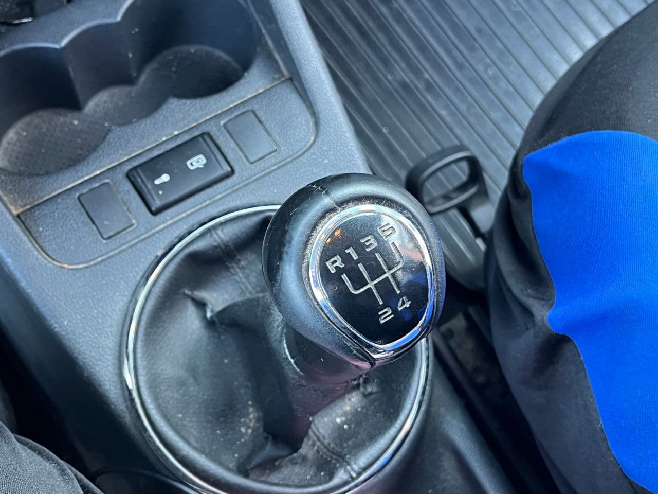Skoda Fabia 2012 — Миниатюра 15