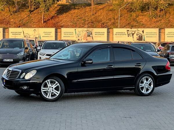 2008 Mercedes E 200 — Miniatură 2