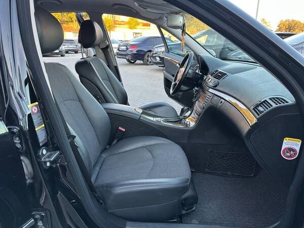 2008 Mercedes E 200 — Miniatură 6