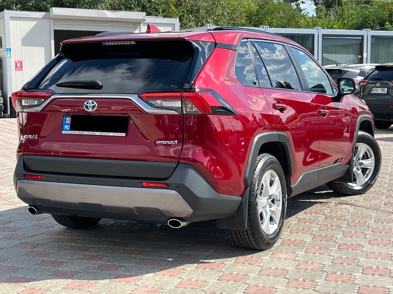 Toyota Rav-4 2018 — Миниатюра 3