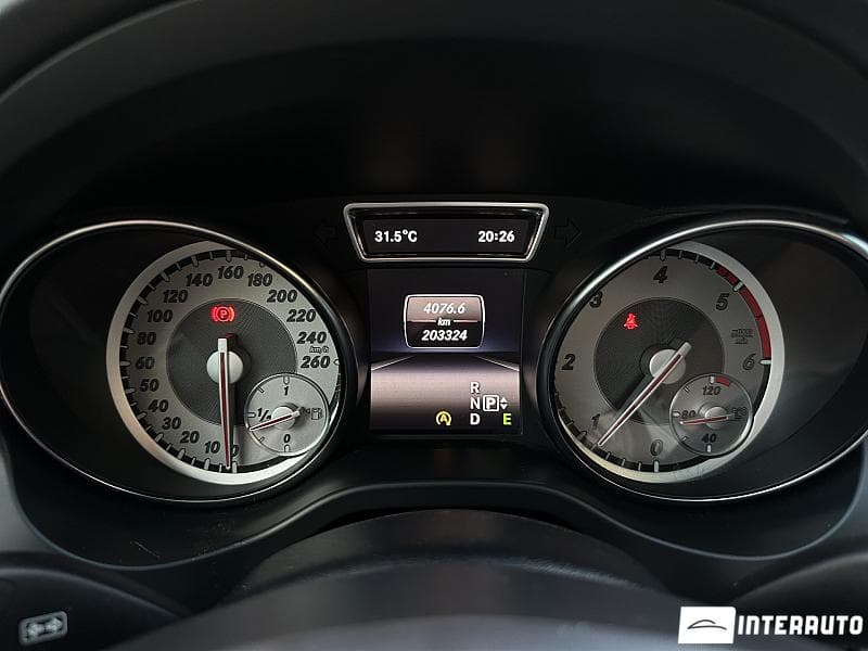Mercedes GLA 180 2015 — Миниатюра 8