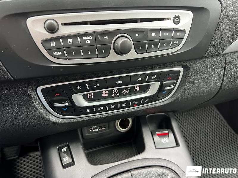 2011 Renault Scenic — Miniatură 9