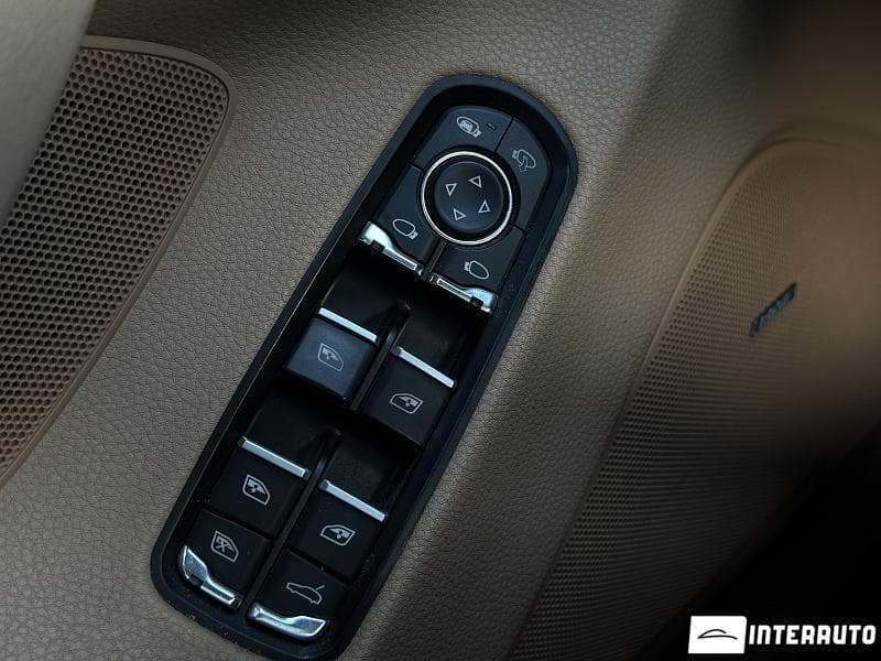 Porsche Panamera S 2015 — Миниатюра 8