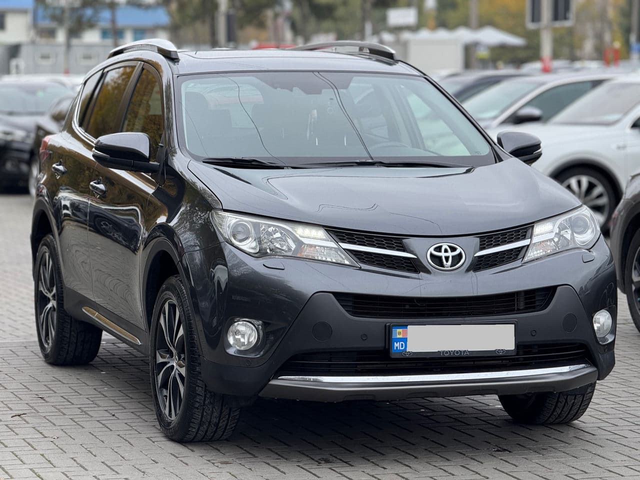 Toyota Rav-4 2015 — Миниатюра 3