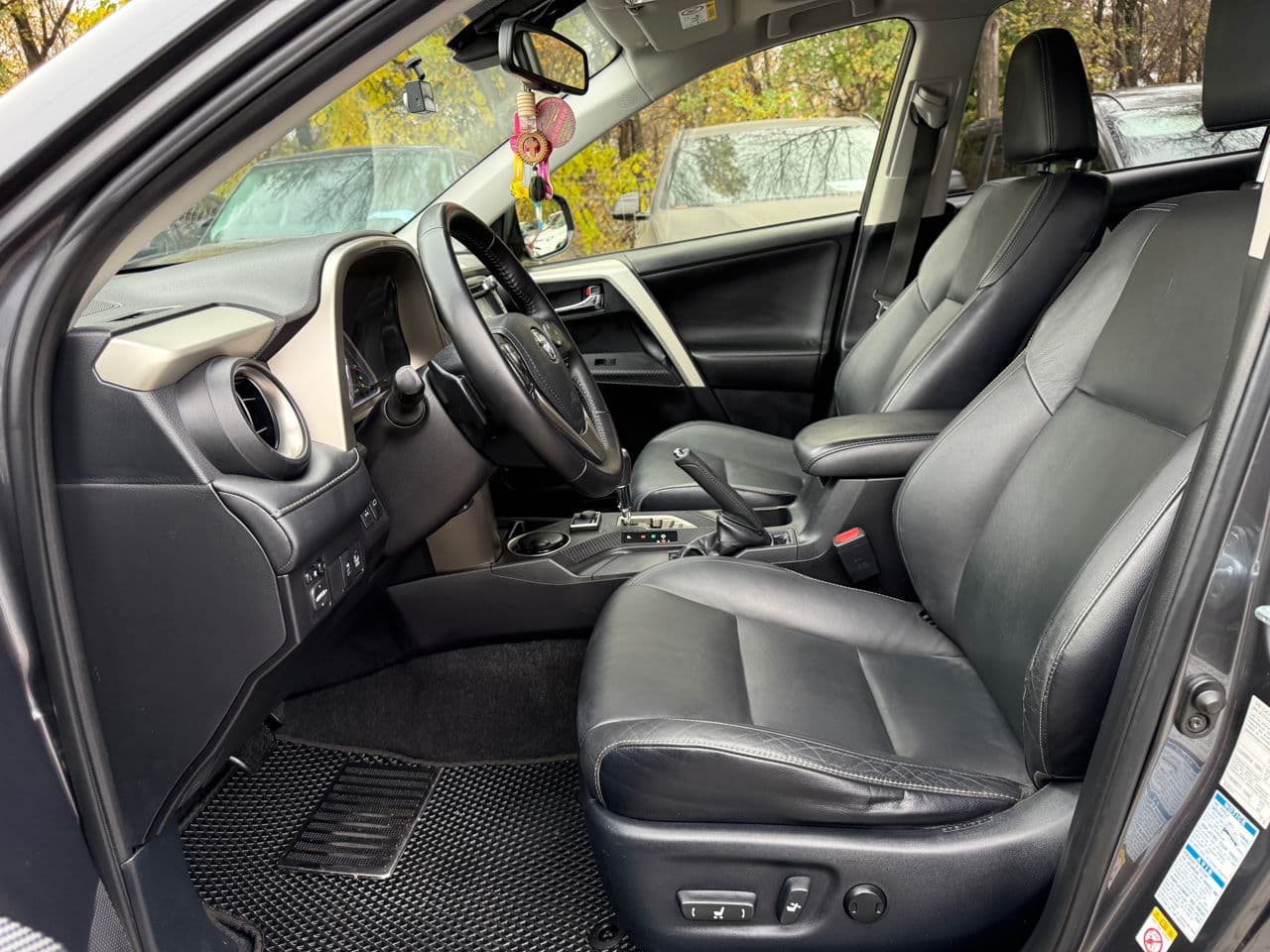 Toyota Rav-4 2015 — Миниатюра 7