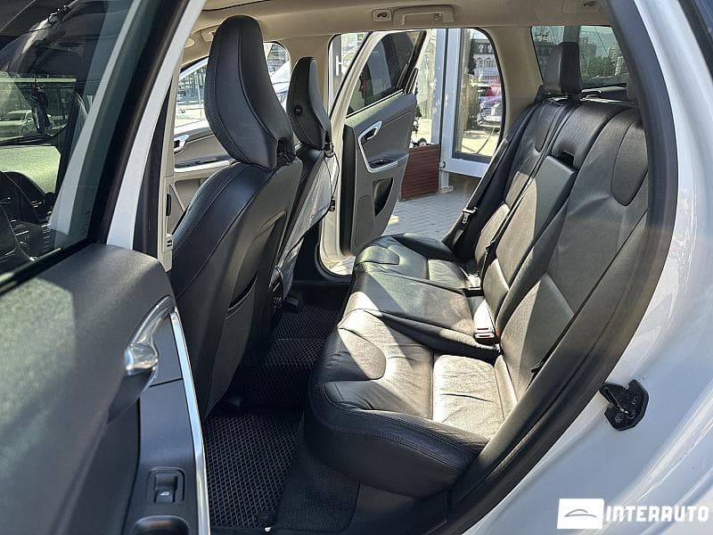 Volvo XC 60 2012 — Миниатюра 12