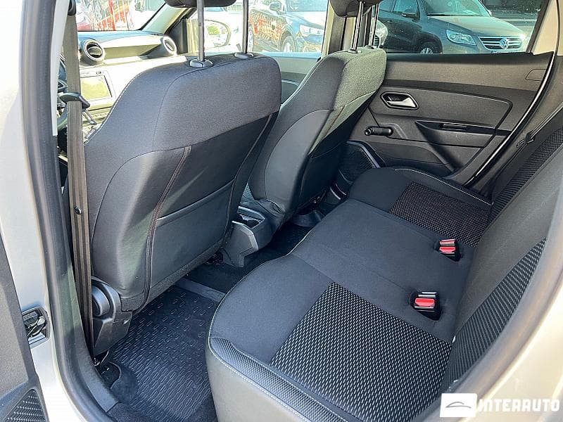2018 Dacia Duster — Miniatură 15