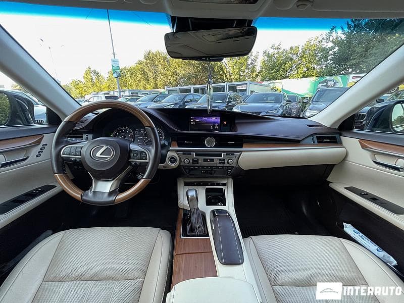 2018 Lexus ES 300h — Miniatură 7