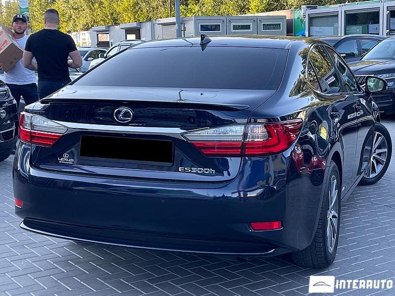 2018 Lexus ES 300h — Miniatură 4
