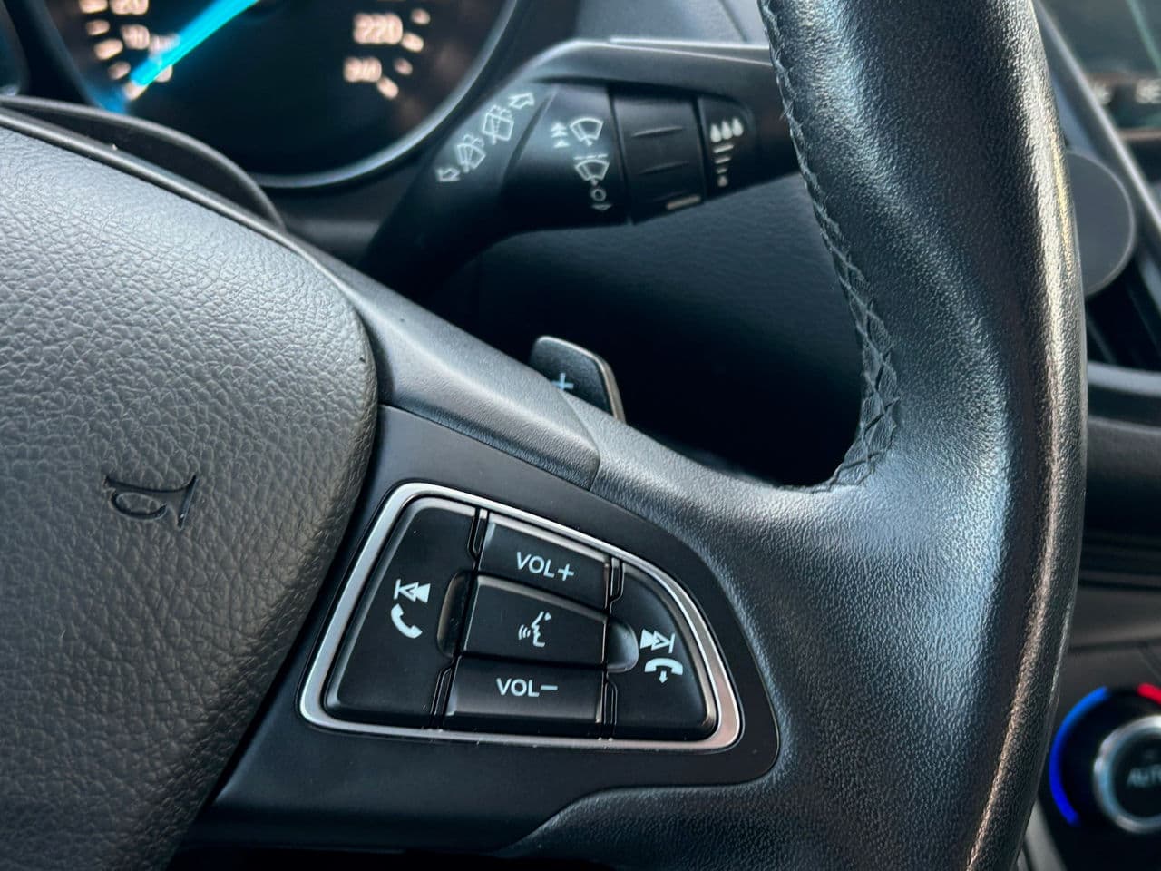 Ford Kuga 2017 — Миниатюра 10