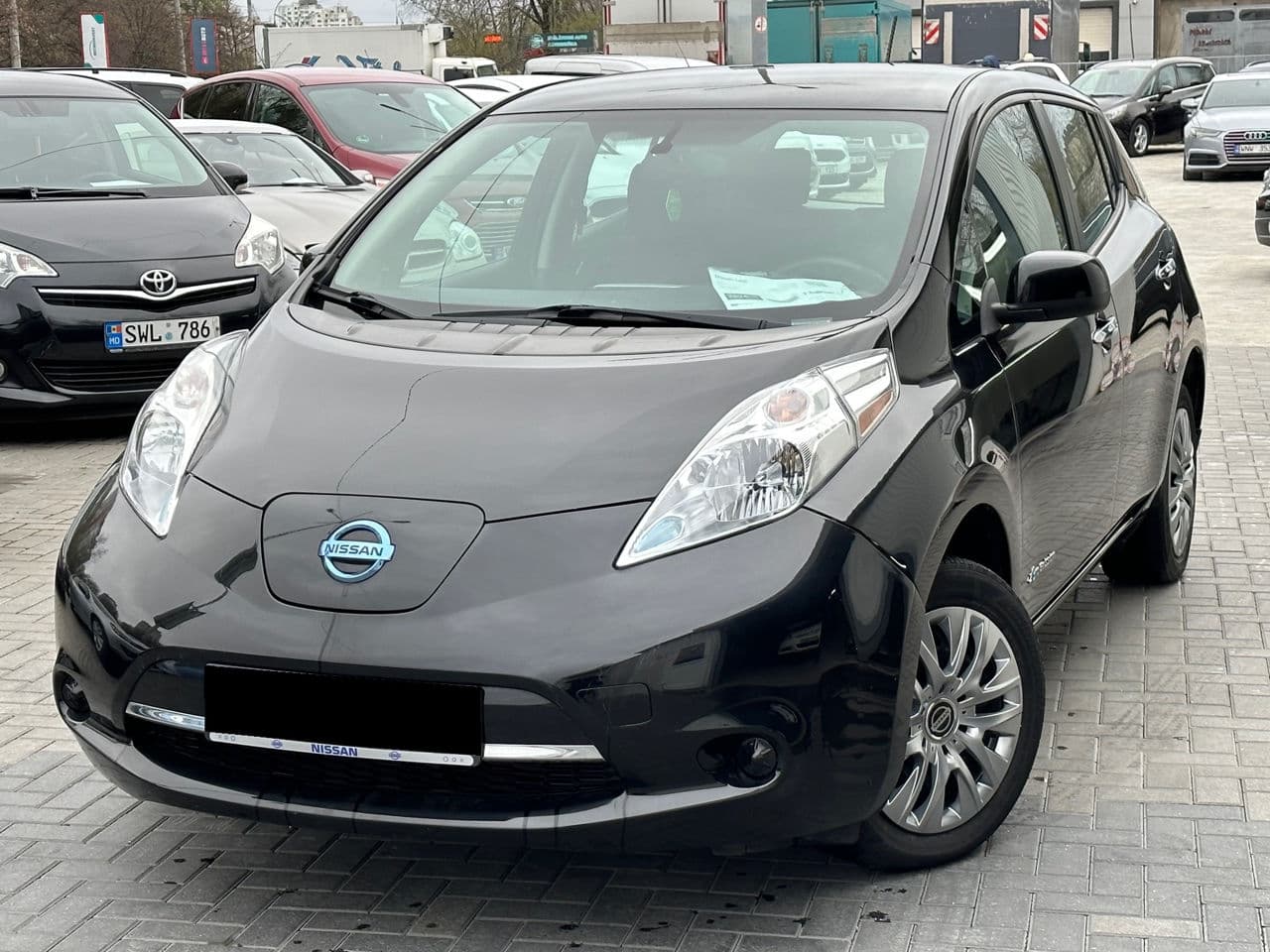 Nissan Leaf 2014 — Миниатюра 2