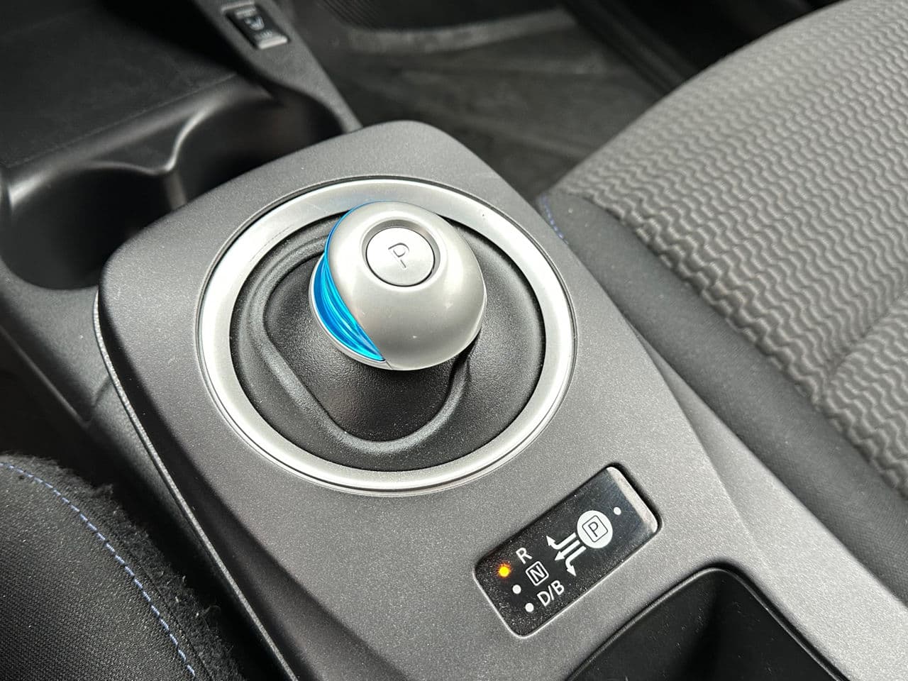 Nissan Leaf 2014 — Миниатюра 9