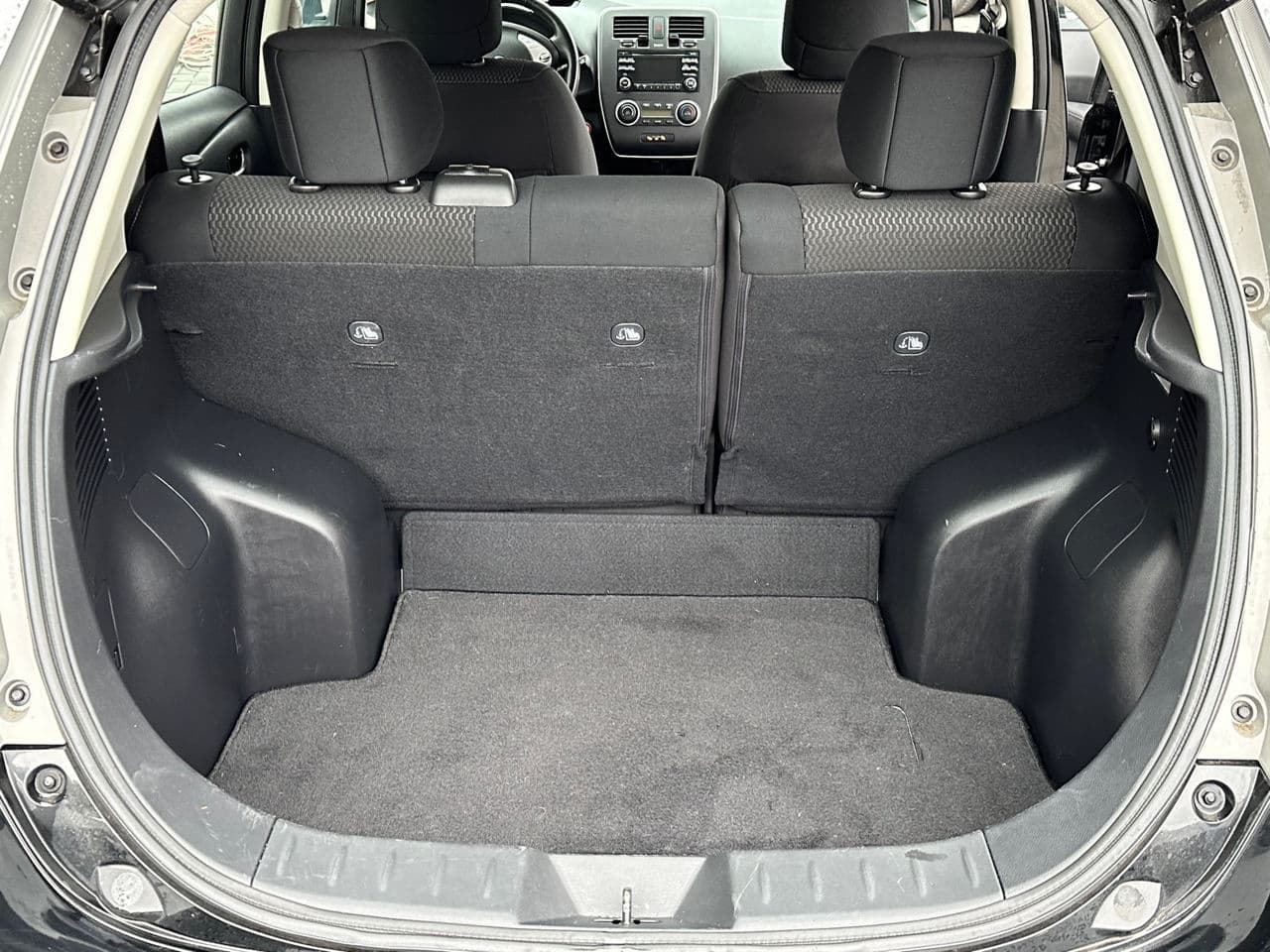Nissan Leaf 2014 — Миниатюра 18