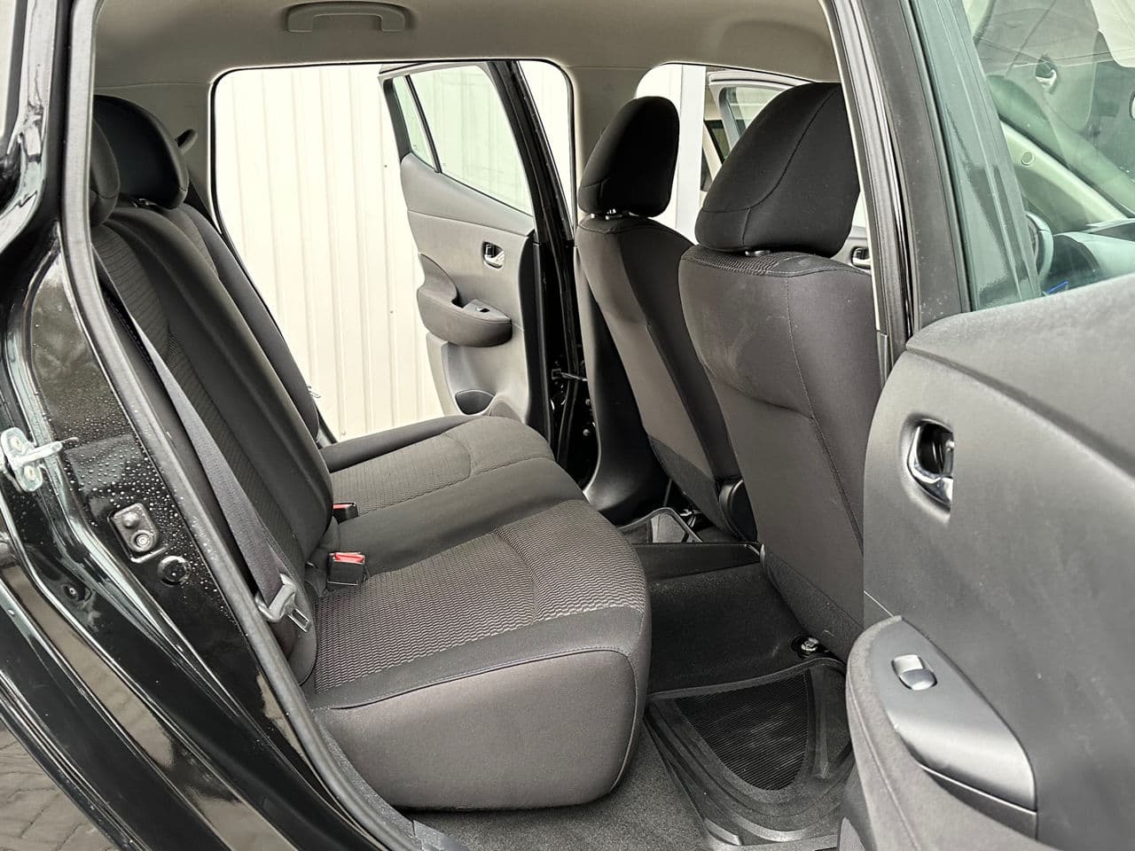 Nissan Leaf 2014 — Миниатюра 15