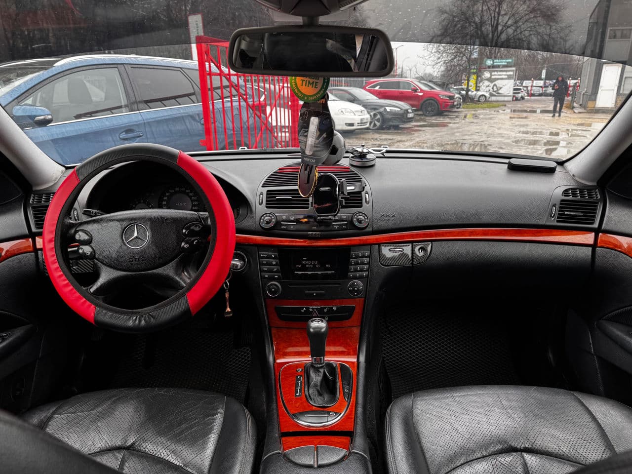 Mercedes E 200 2007 — Миниатюра 7