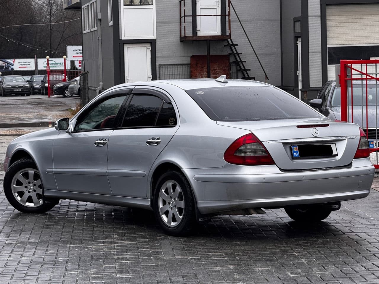Mercedes E 200 2007 — Миниатюра 4