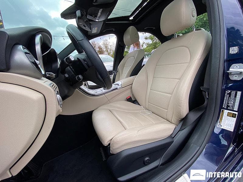 Mercedes C 300 2018 — Миниатюра 9