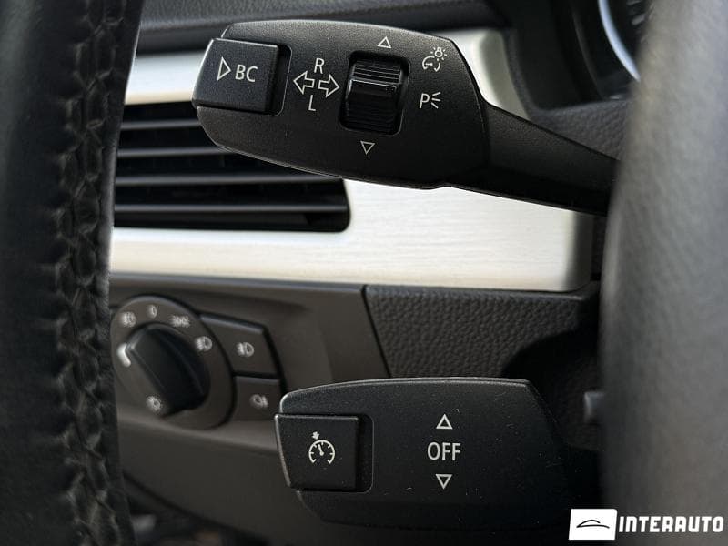 2007 BMW 325 — Miniatură 8