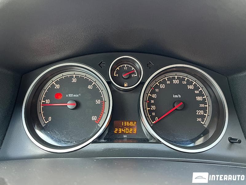 Opel Astra 2009 — Миниатюра 9
