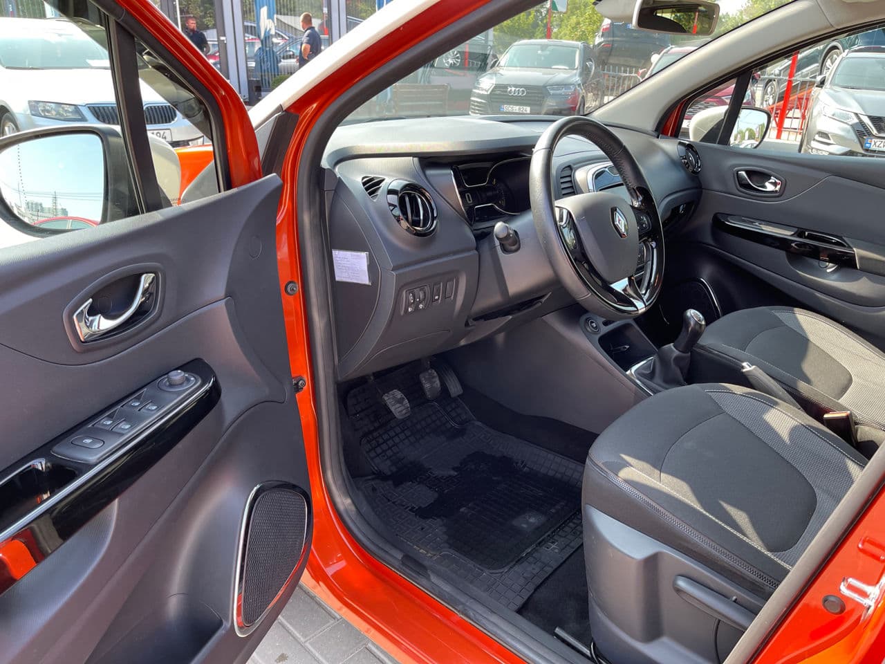 Renault Captur 2014 — Миниатюра 6