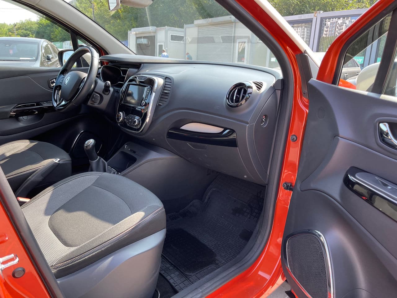 Renault Captur 2014 — Миниатюра 12