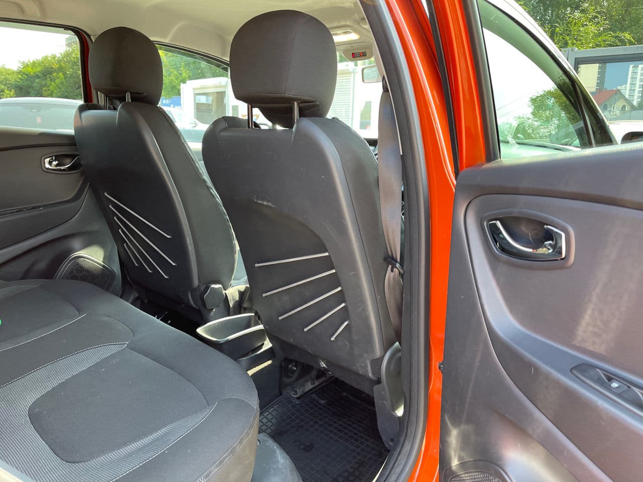 Renault Captur 2014 — Миниатюра 14