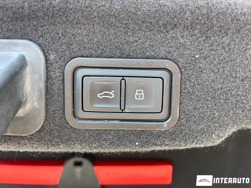 Audi A8 2015 — Миниатюра 19