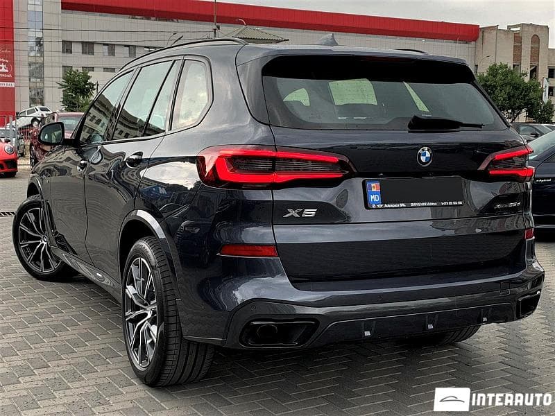 2022 BMW X5 2.5D — Miniatură 4