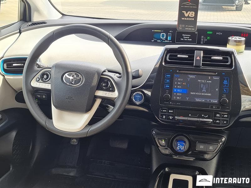 Toyota Prius 2017 — Миниатюра 10