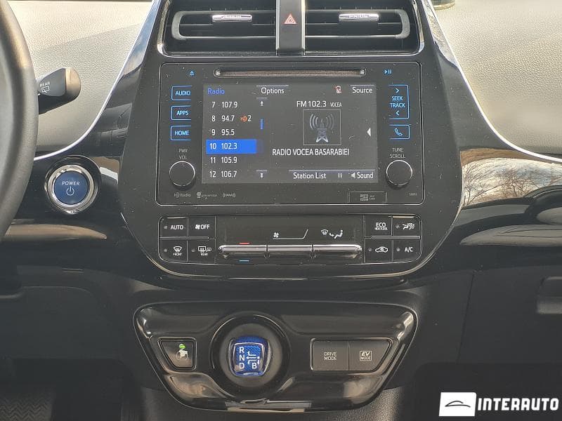 Toyota Prius 2017 — Миниатюра 12