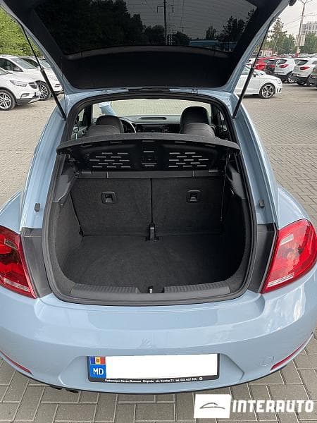 2015 Volkswagen Beetle — Miniatură 16