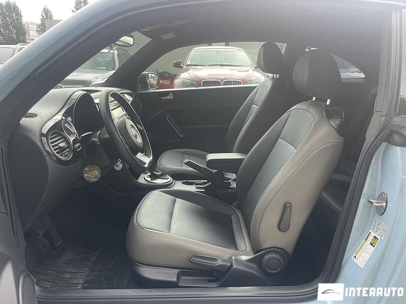2015 Volkswagen Beetle — Miniatură 5