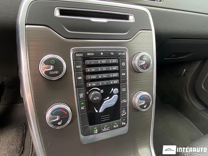 2015 Volvo XC 70 — Miniatură 13