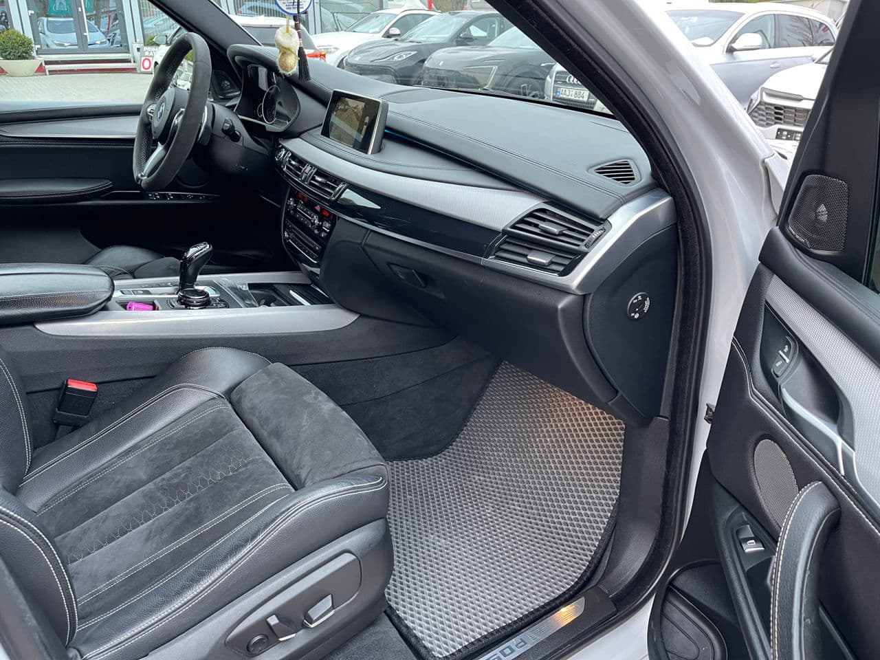 BMW X5 M5.0D 2014 — Миниатюра 13