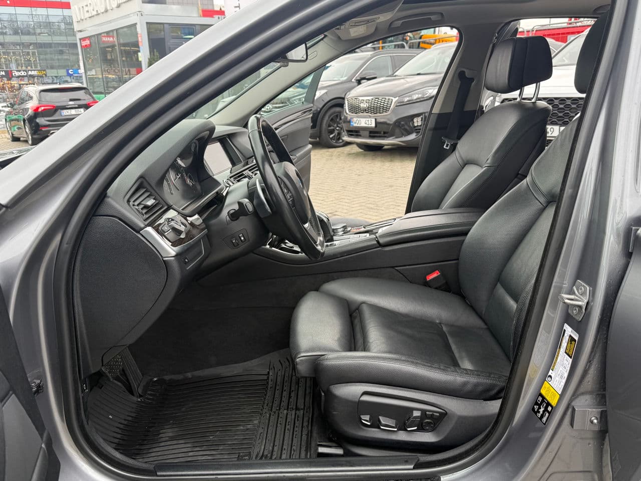 BMW 528 2015 — Миниатюра 5