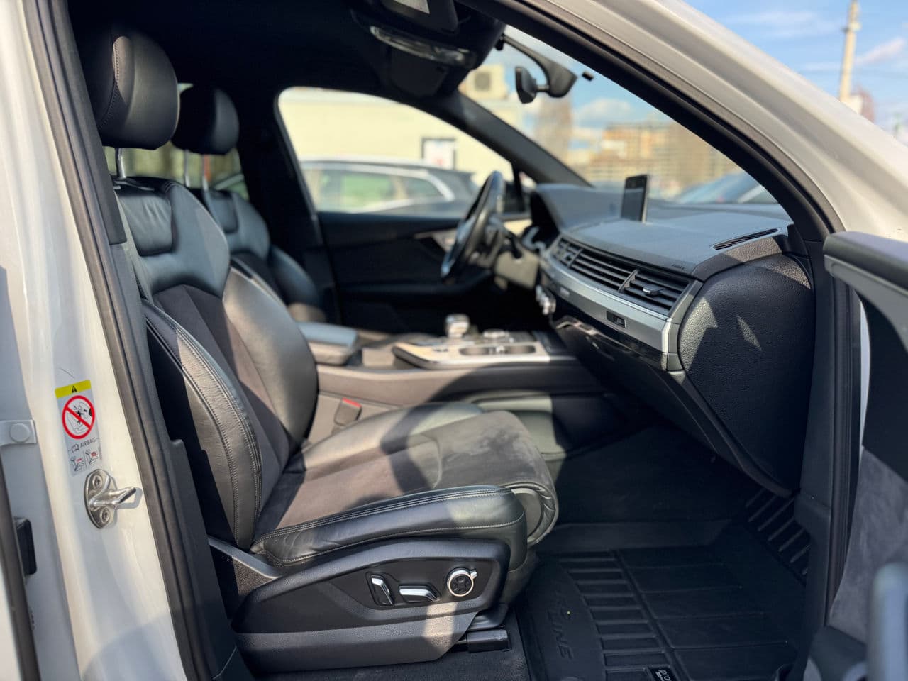 Audi Q7 2017 — Миниатюра 18