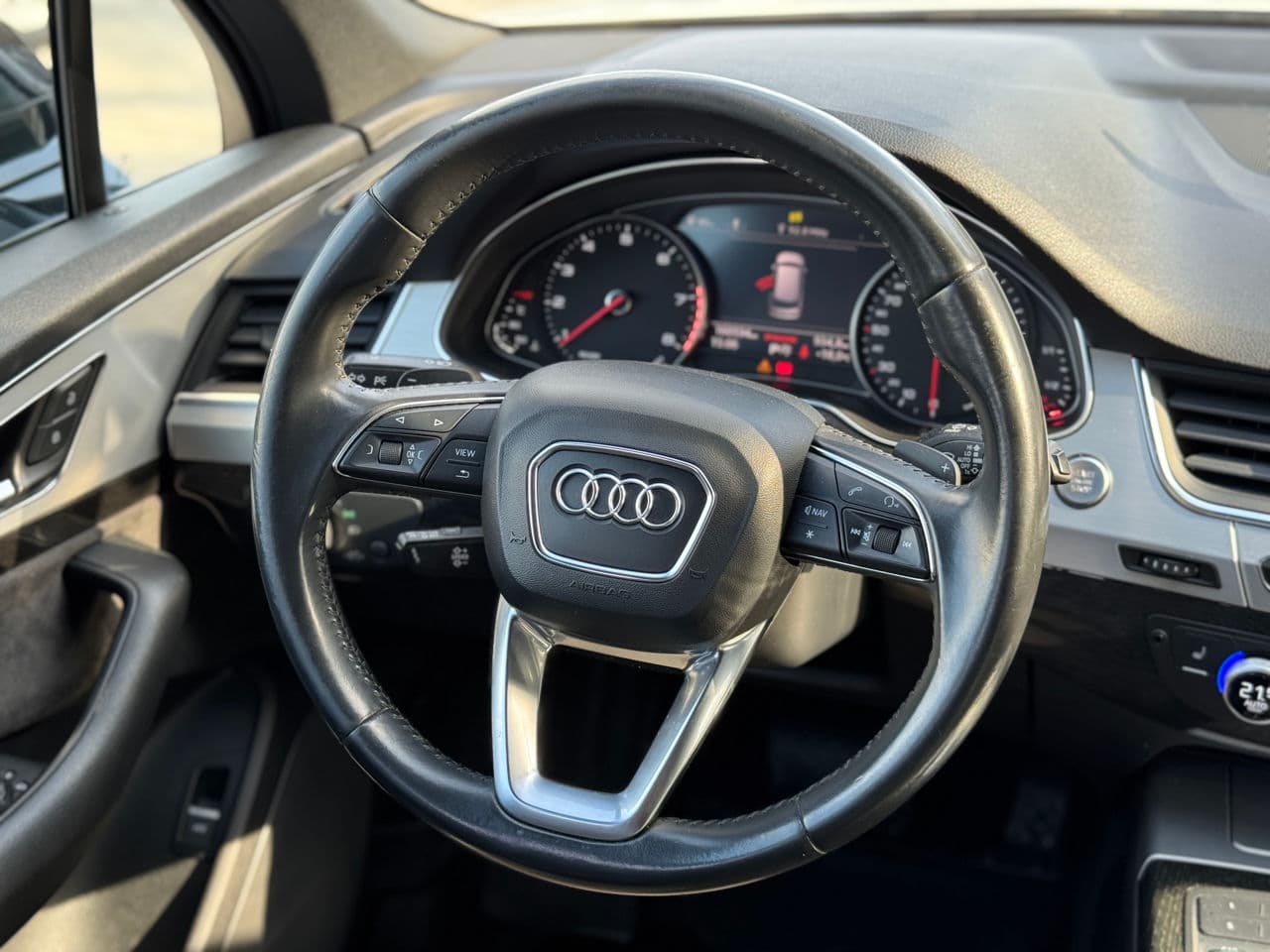 Audi Q7 2017 — Миниатюра 10