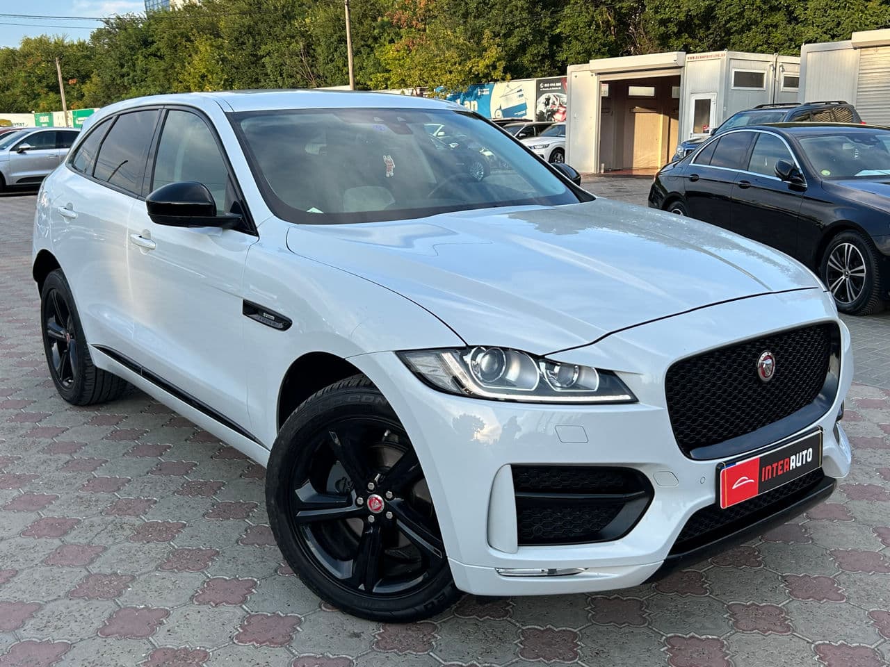 Jaguar F-Pace 2016 — Миниатюра 4
