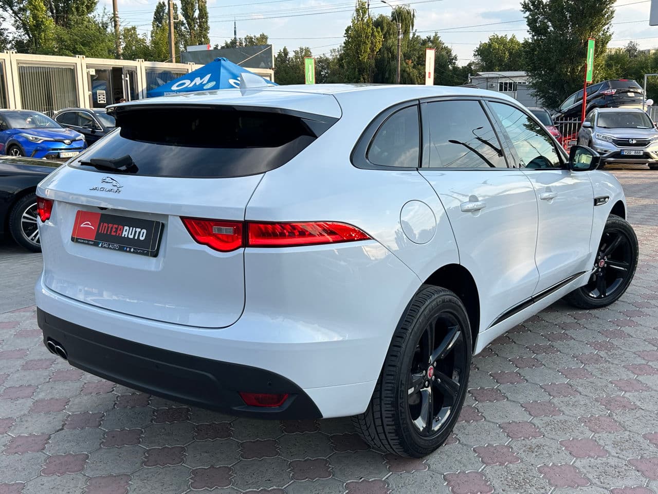 Jaguar F-Pace 2016 — Миниатюра 3