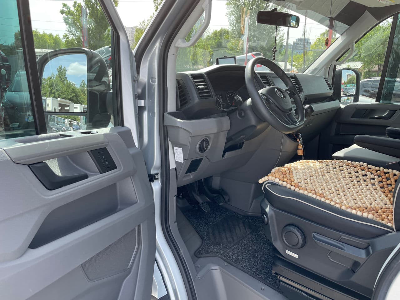 Volkswagen Crafter 2018 — Миниатюра 9