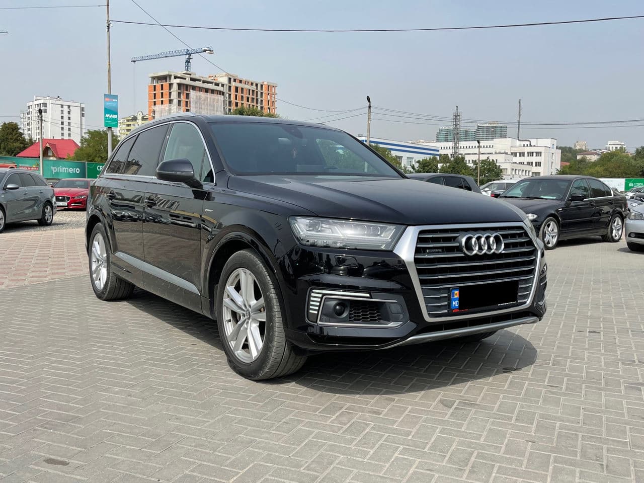Audi Q7 E-Tron 2017 — Миниатюра 3
