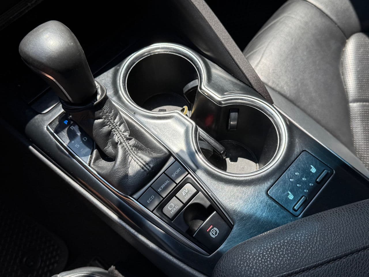 Toyota Camry 2018 — Миниатюра 15
