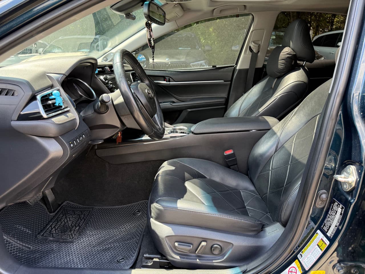 Toyota Camry 2018 — Миниатюра 7