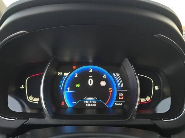 Renault Grand Scenic 2016 — Миниатюра 11
