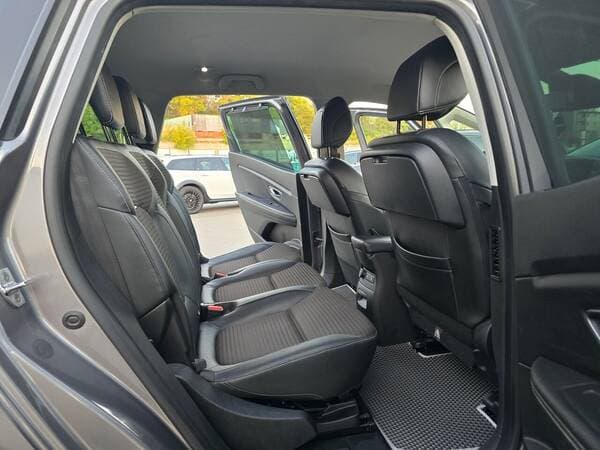 Renault Grand Scenic 2016 — Миниатюра 17