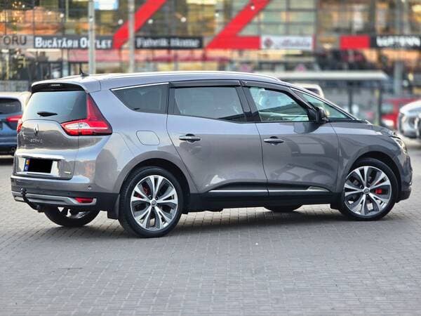 Renault Grand Scenic 2016 — Миниатюра 3